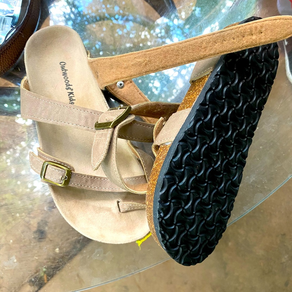 Sandal
